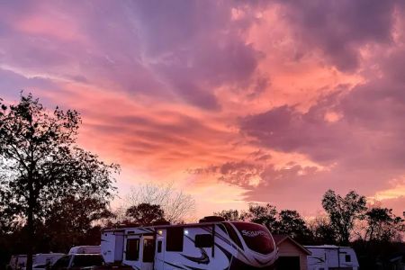 R&B RV Park
