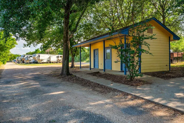 Rockdale RV Park 4