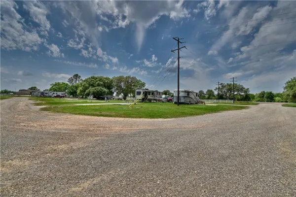 Elm Creek RV Park 2