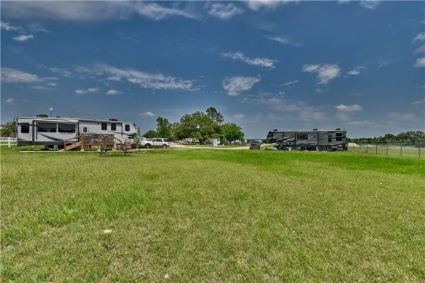 Elm Creek RV Park 10