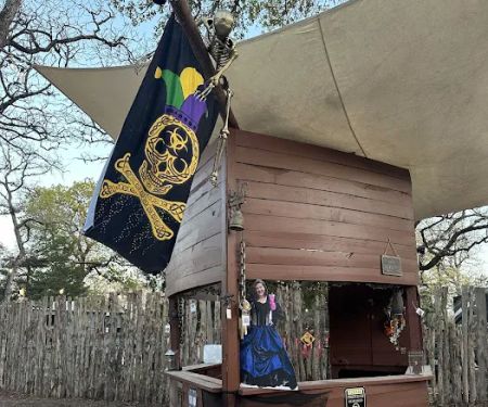 MacThoy camp at Sherwood