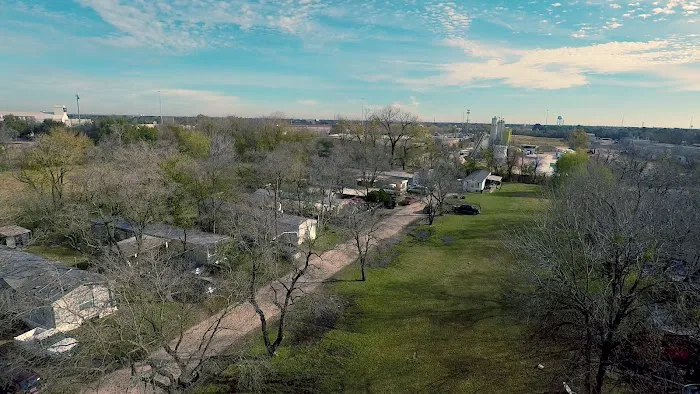 Suburban RV & Mobile Home Park 4