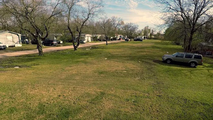 Suburban RV & Mobile Home Park 7