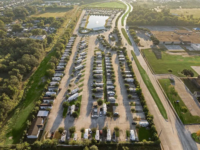 Fallbrook RV Resort by QRV 7