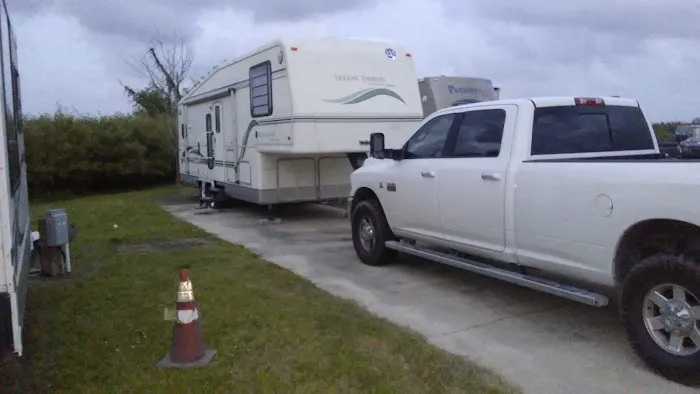 Bayou Oaks Resort & Marina 2