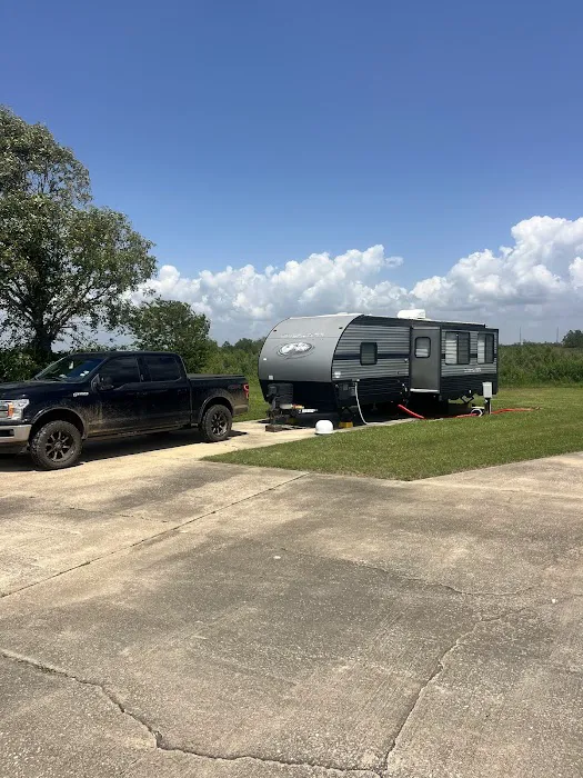 Bayou Oaks Resort & Marina 3