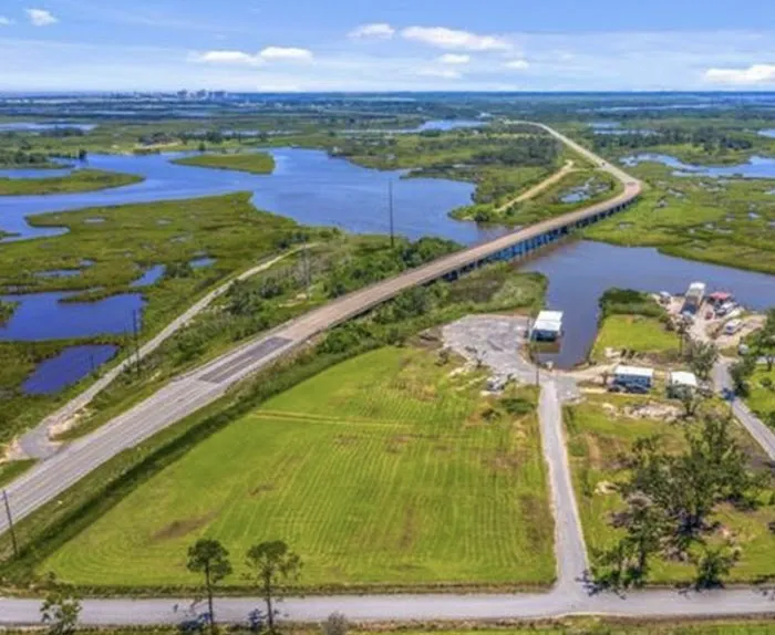 Bayou Oaks Resort & Marina 11