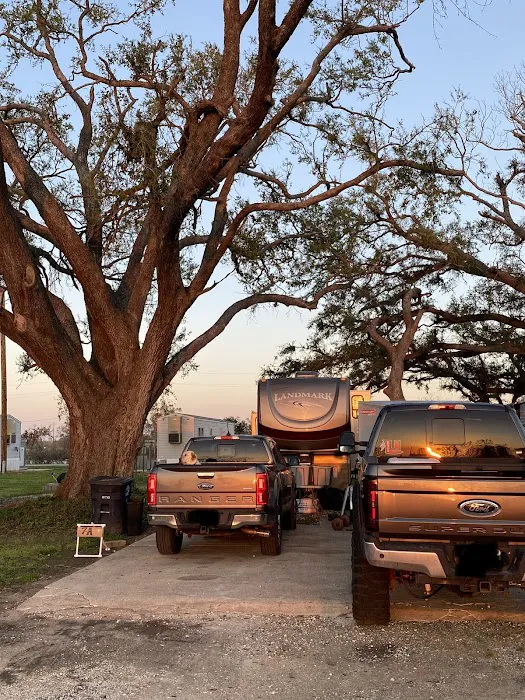 Hebert Estates Mobile Home & RV Park 3