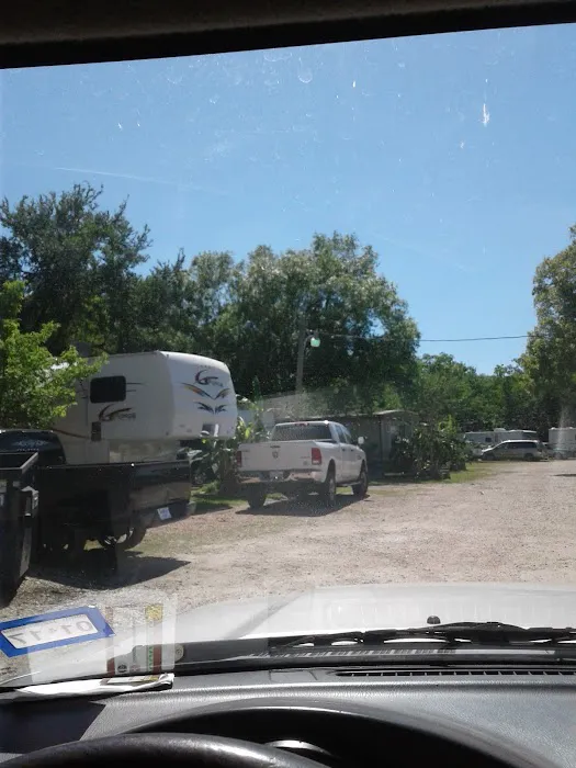 Palm Court RV Park 10