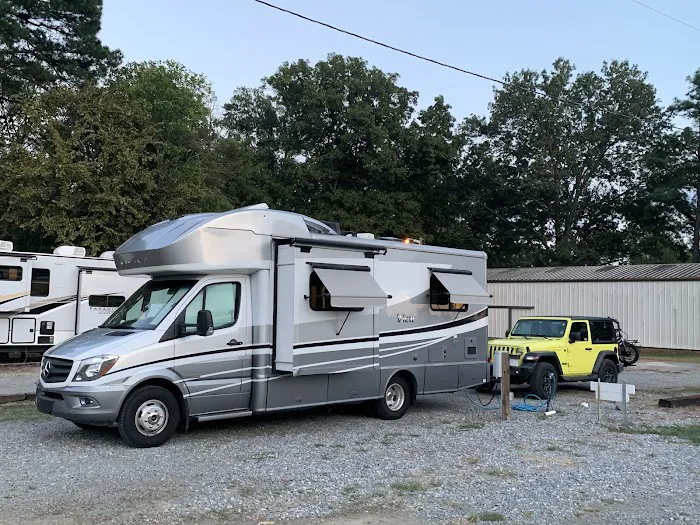 Dub'l R RV Park 5