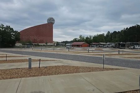 Pearl River RV & Tiny Home Park