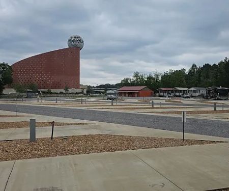 Pearl River RV & Tiny Home Park