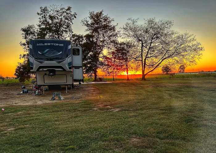 The Hut at the Bluff LLC 1