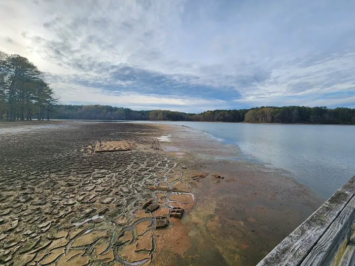 Lake Claude Bennett 6