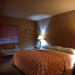 Wagon Wheel Hotel and RV Park