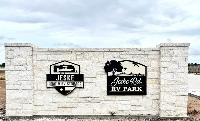 Jeske Rv Resort - Boat & Rv Storage 3