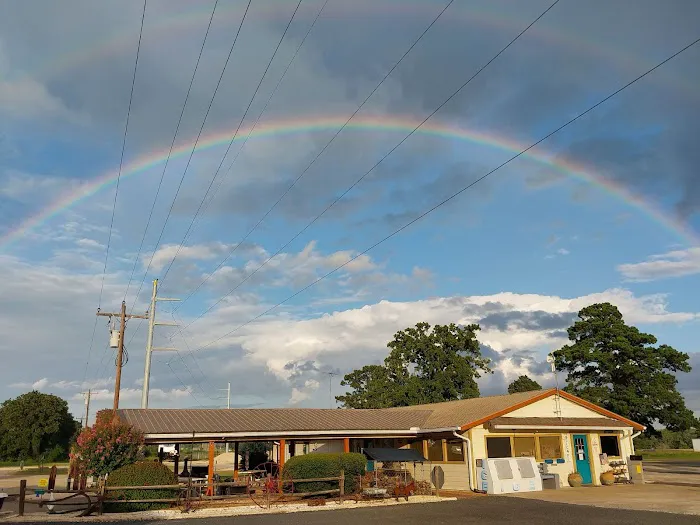 Whispering Oaks RV Park 3