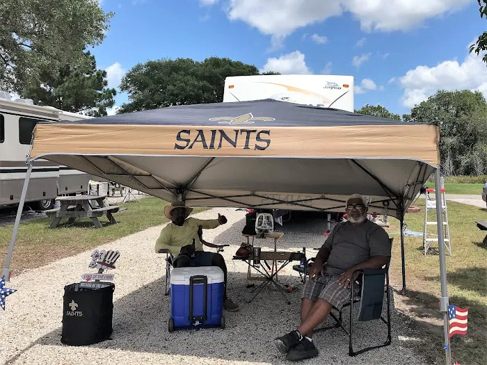 Whispering Oaks RV Park 6