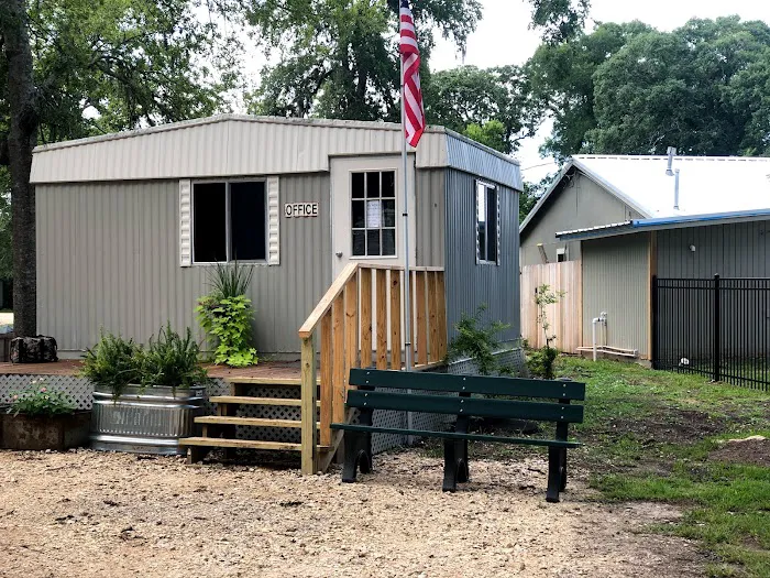 Lakeside Escape RV Park 1