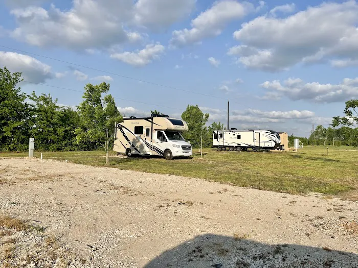 Creekside RV Ranch 4