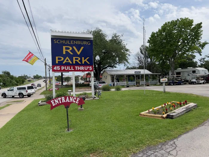 Schulenburg RV Campground 10