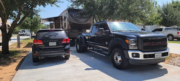 LBA (Lake Bastrop Acres) RV PARK 4