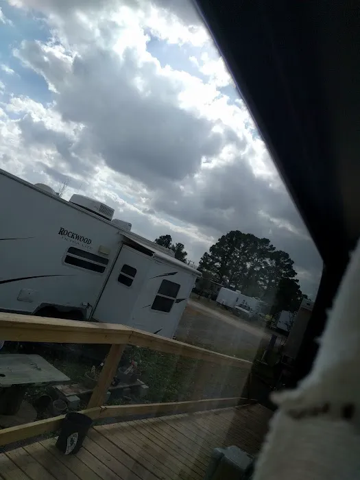 LBA (Lake Bastrop Acres) RV PARK 7