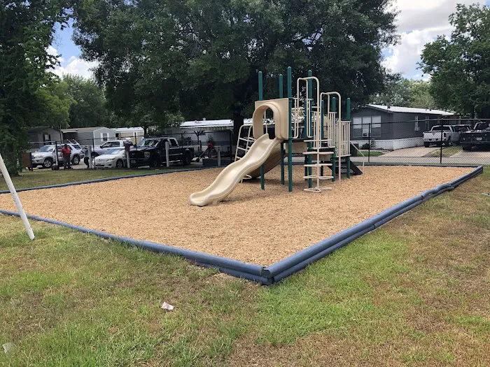 Willow Green Mobile Home Community 7