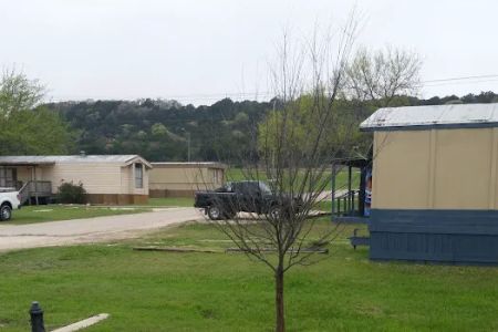 Clear Creek Mobile Home Park Lot 31