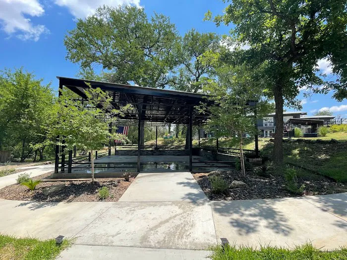 Lampasas Creekside Coach Park 3