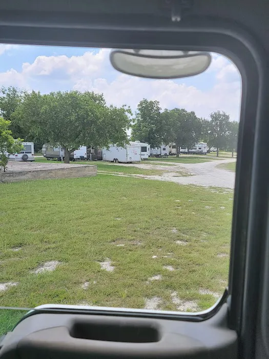 Kemplake RV park 6