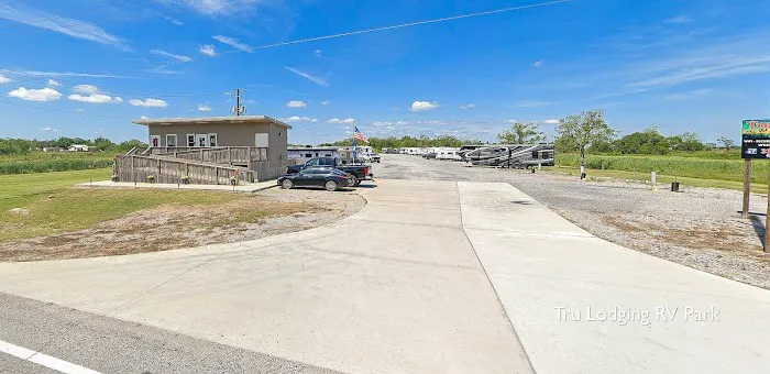 Tru Lodging RV Park 3