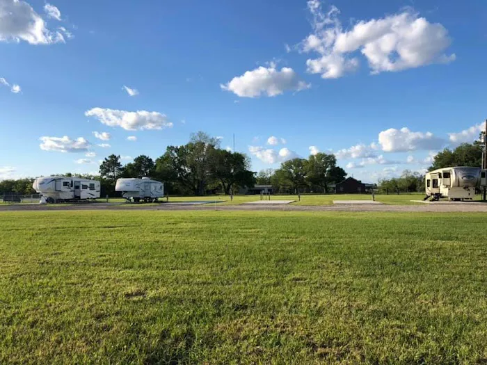 Pelican Pond RV Park 1