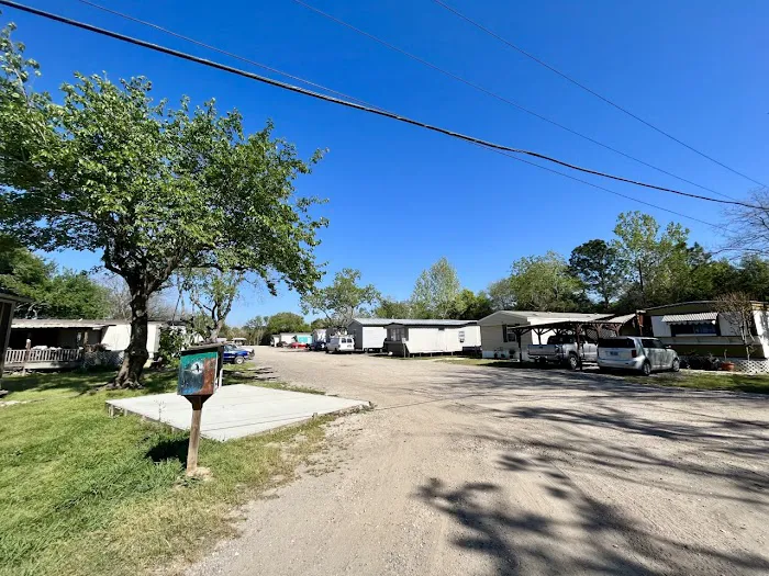 Bayview RV & Mobile Home Park 5