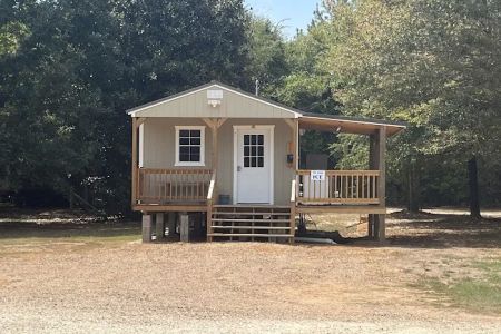 Leaf River RV Park LLC