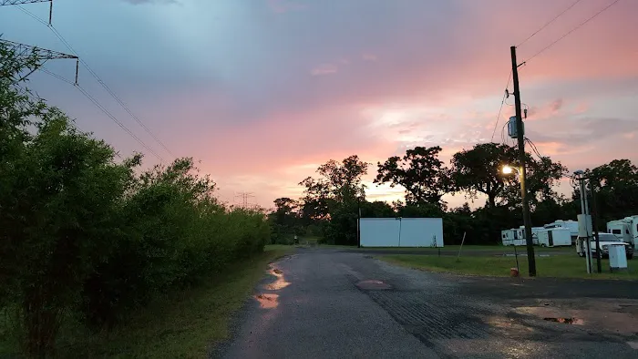 Riverbend RV Park 8