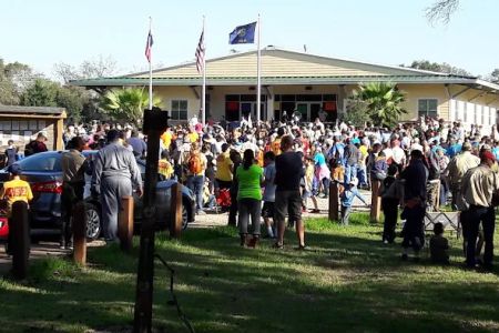 Riverside park camping grounds