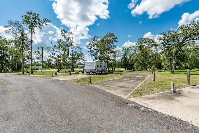 Riverside park camping grounds 6