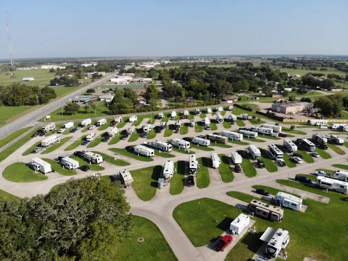 Riverside park camping grounds 22