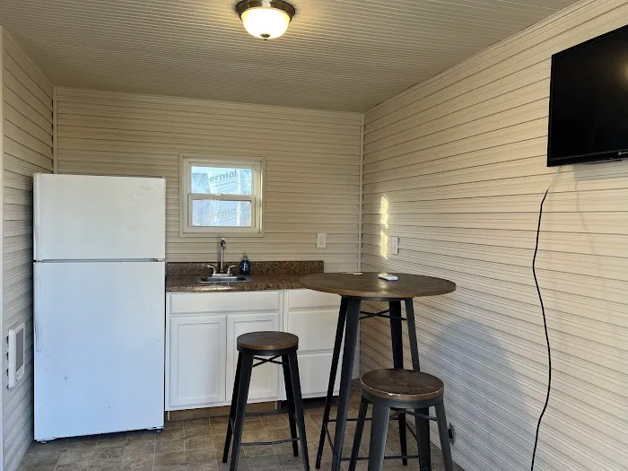 Riverside park camping grounds 31