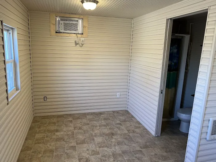 Riverside park camping grounds 34