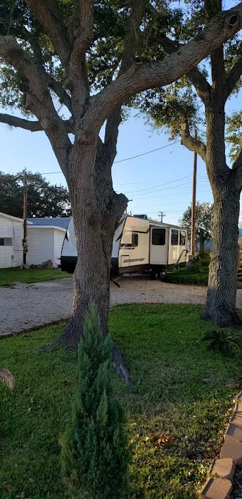 Riverside park camping grounds 41