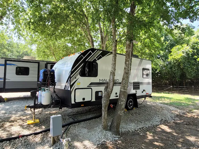Ez Liv In Rv Park.LLC 3
