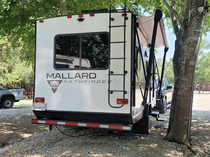 Ez Liv In Rv Park.LLC 6