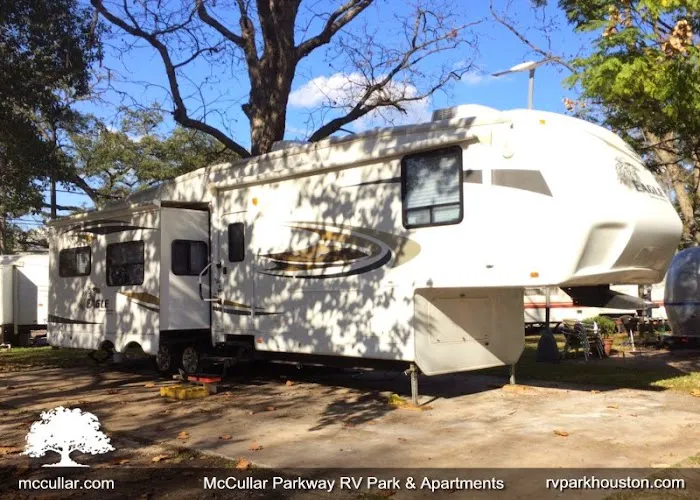 McCullar Parkway RV Park 7
