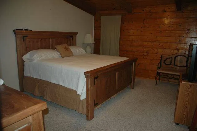 Hoof Prints Ranch 9