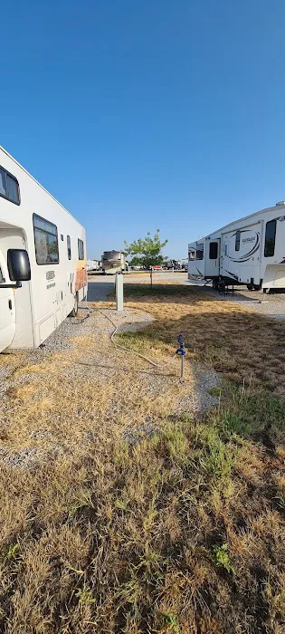 Cedar Ridge RV Park 6