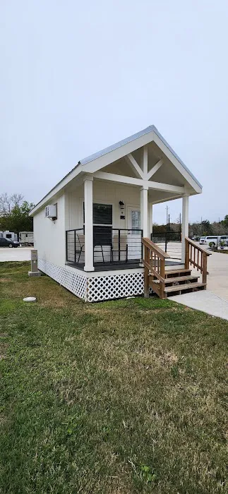 Jackie's Place RV Resort 10