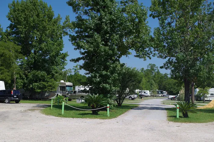 Shady Acres RV Community (Bay Saint Louis, Mississippi) 9