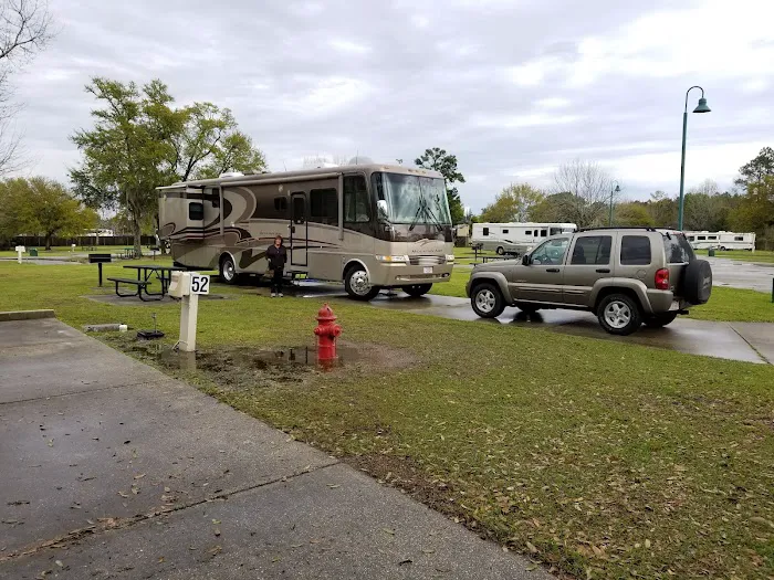 Hollywood Casino RV park 8